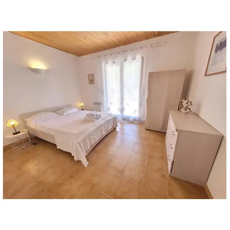 A Pied Familiale 10 Pers Corse Sud Porto Vecchio * Vardiola