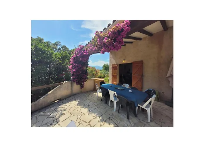 Hébergement de vacances à Pied Familiale 10 Pers Corse Sud Porto Vecchio Vardiola